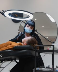 男性の眉毛の剃り方で失敗しないためのポイントは？