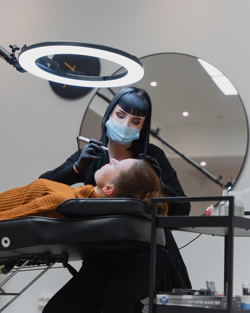 男性の眉毛の剃り方で失敗しないためのポイントは？