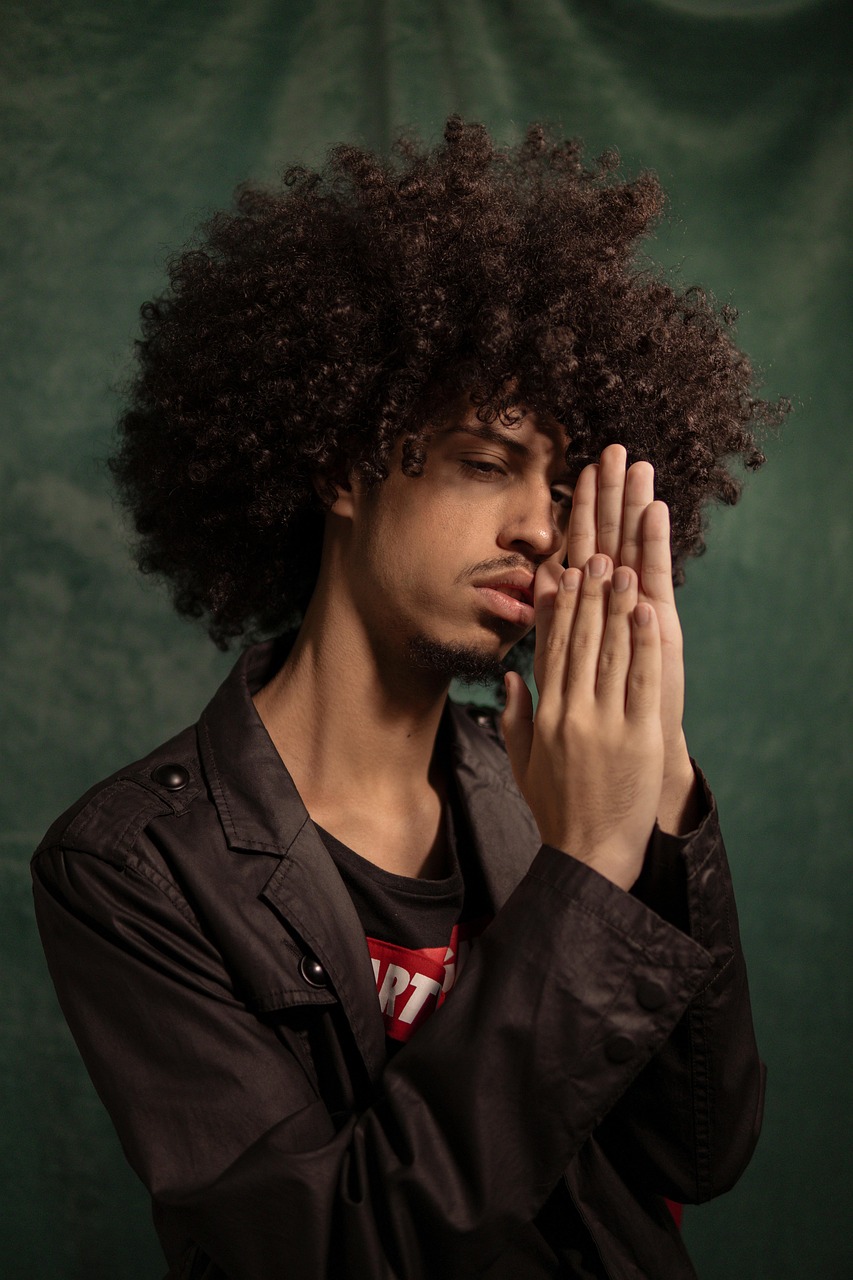 頭皮の臭いが気になる男性におすすめの対策は？