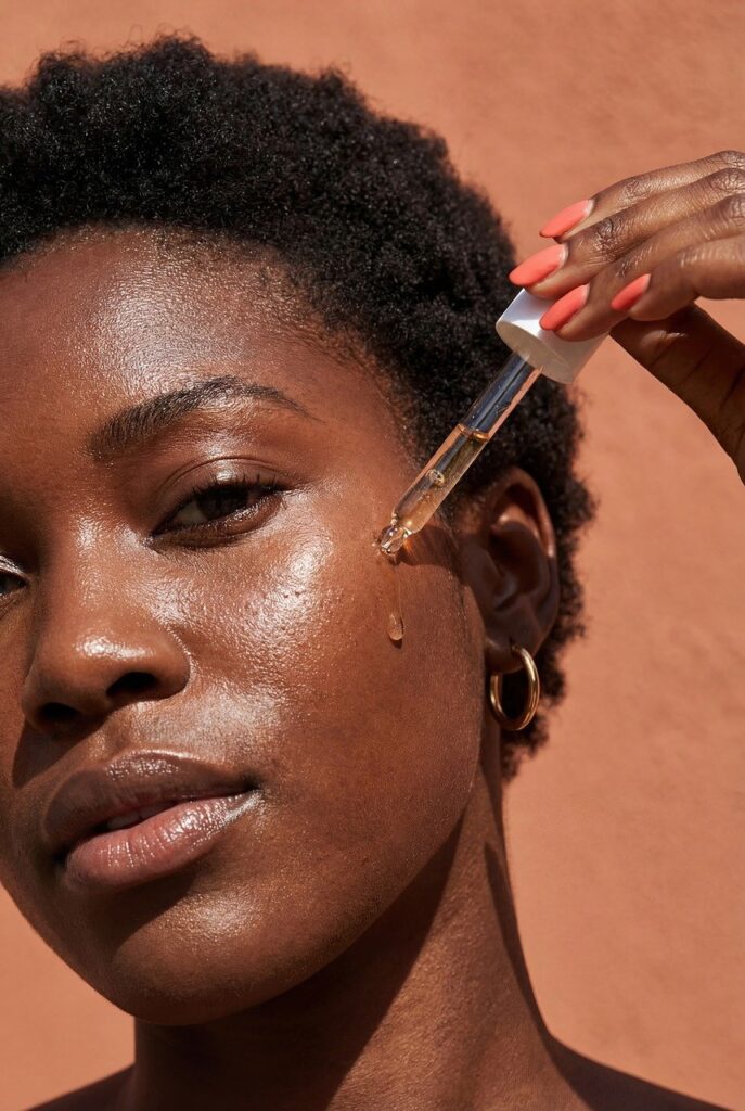 脂性肌の人は保湿をしなくていいのか？