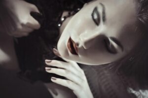 基礎化粧品がニキビを悪化させることはある？